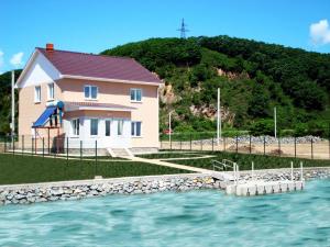 Отдых в Приморье, в собственном коттедже на берегу моря